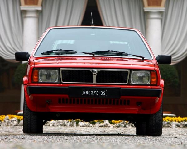 Фото Lancia Delta I (831) Хэтчбек 5 дв.