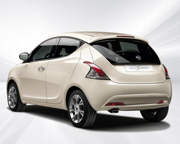 Фото Lancia Ypsilon III (Type 846) Рестайлинг Хэтчбек 5 дв.