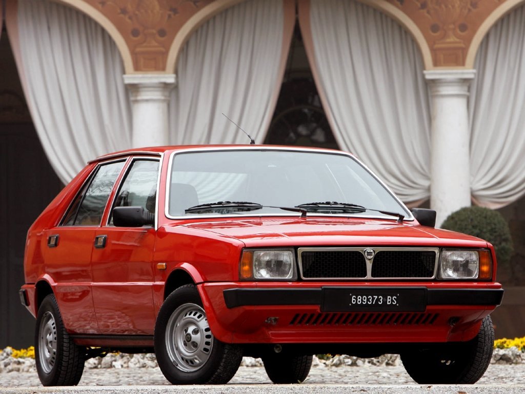 Фото Lancia Delta I (831)