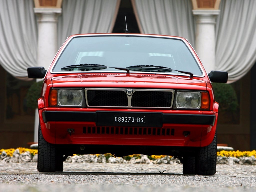 Фото Lancia Delta I (831)