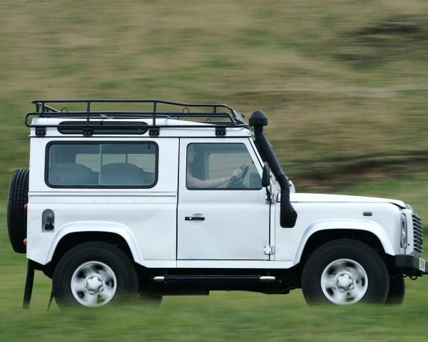 Фото Land Rover Defender I Внедорожник 3 дв. 90