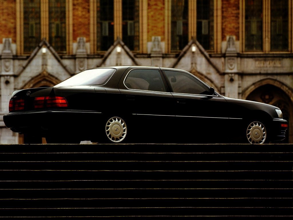 Фото Lexus LS I