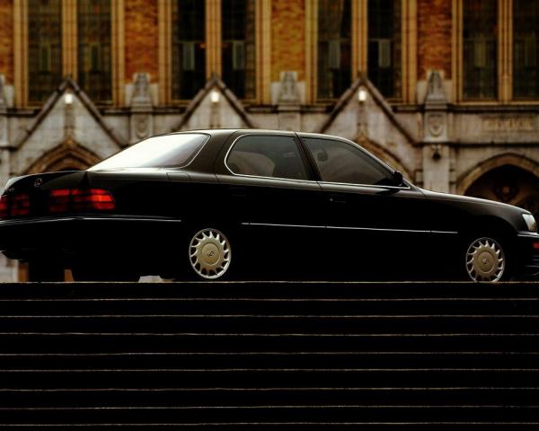 Фото Lexus LS I Седан