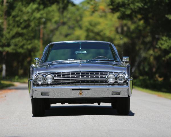 Фото Lincoln Continental IV Седан