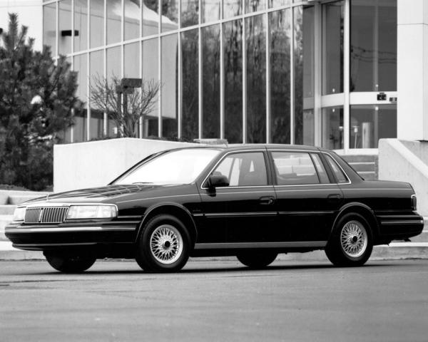 Фото Lincoln Continental VIII Седан