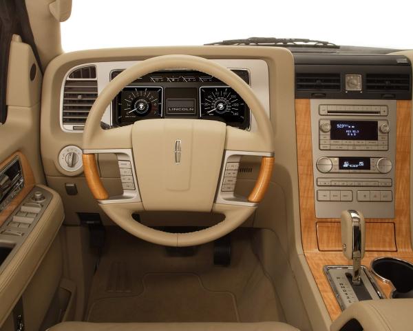 Фото Lincoln Navigator III Внедорожник 5 дв.