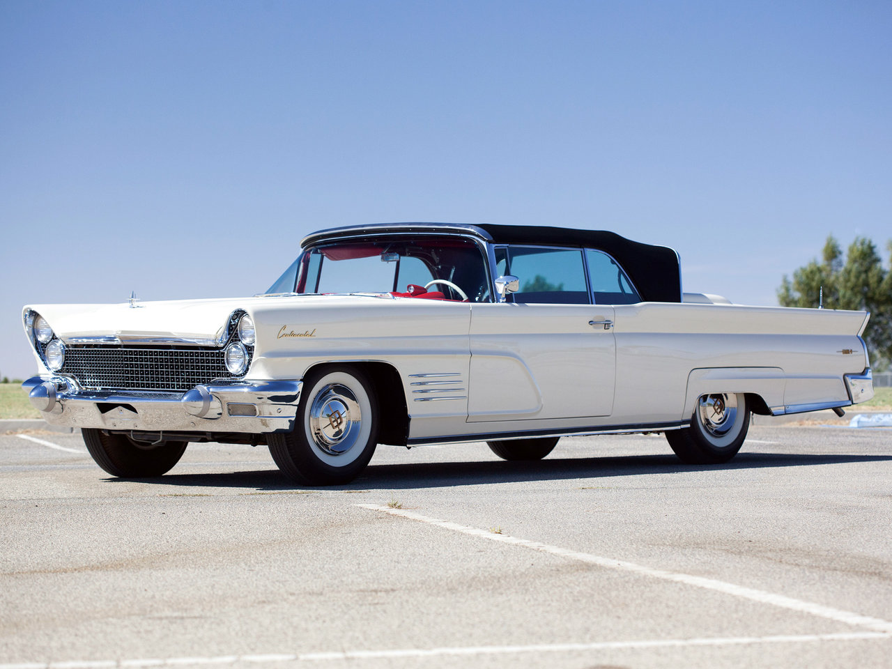 Фото Lincoln Continental III (Mark V)