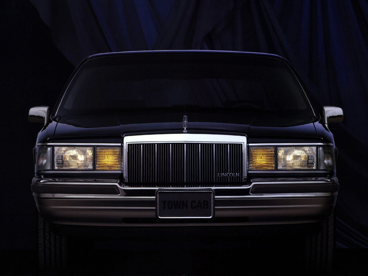 Фото Lincoln Town Car II