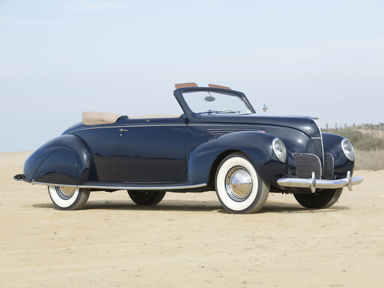 Фото Lincoln Zephyr I