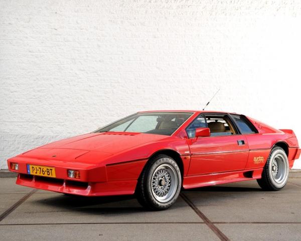 Фото Lotus Esprit III Купе