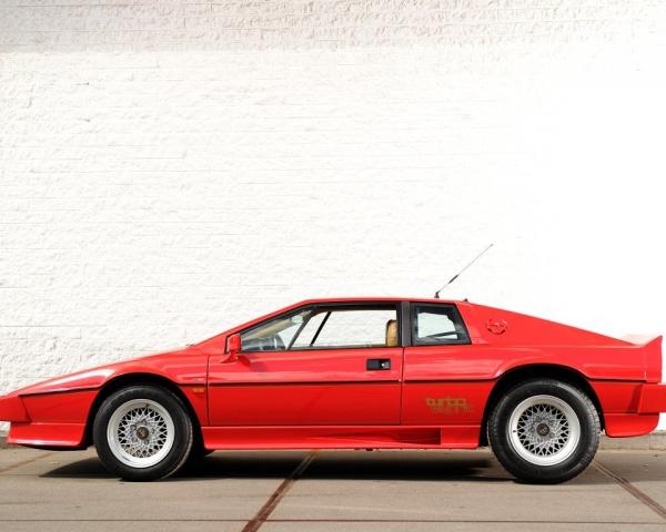 Фото Lotus Esprit III Купе