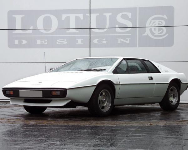 Фото Lotus Esprit I Купе