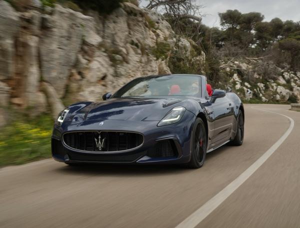 Фото Maserati GranCabrio II
