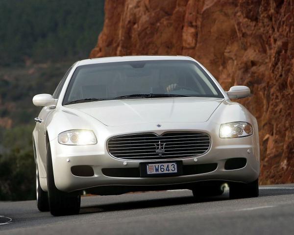 Фото Maserati Quattroporte V Седан