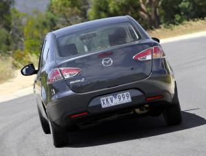 Фото Mazda 2 II Рестайлинг (DE2)