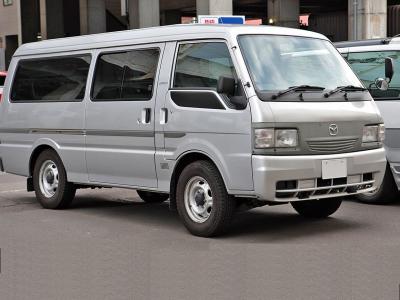 Фото Mazda Bongo  Минивэн Brawny