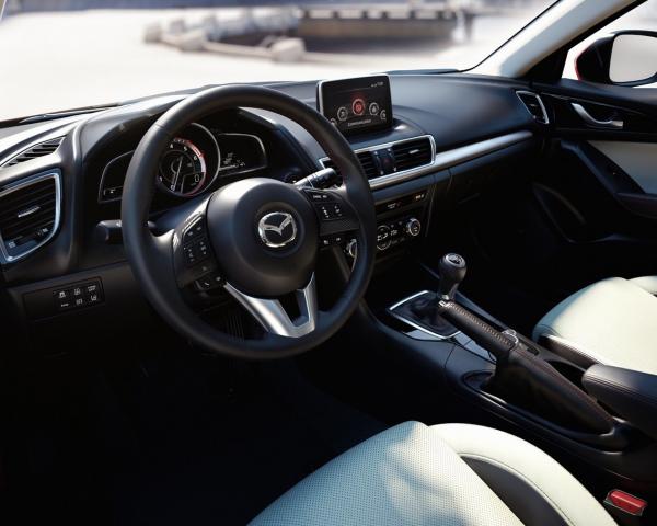 Фото Mazda 3 III (BM) Хэтчбек 5 дв.