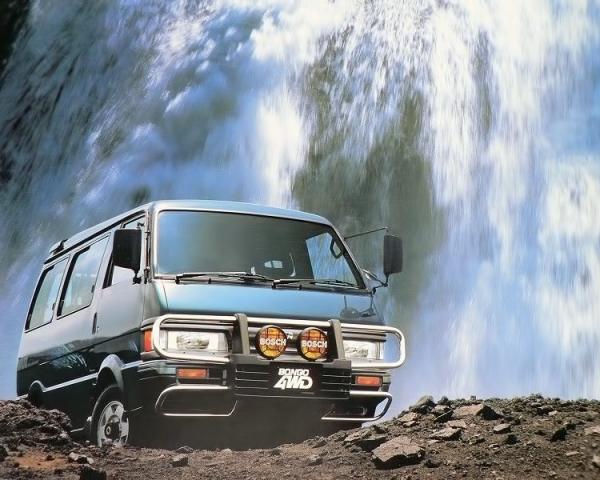 Фото Mazda Bongo III Минивэн