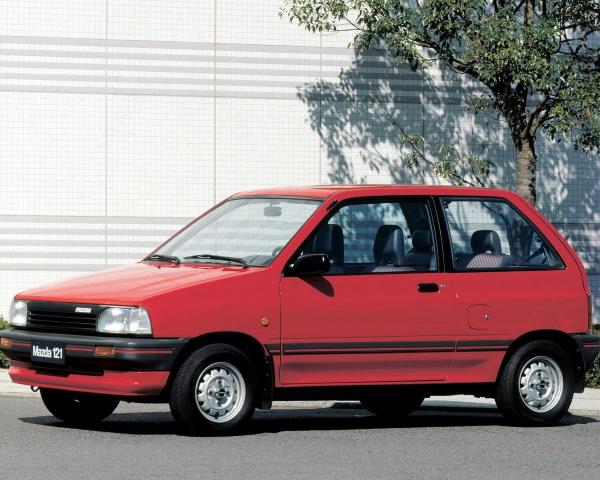 Фото Mazda 121 I Хэтчбек 3 дв.