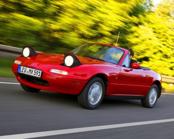 Фото Mazda MX-5 I (NA) Родстер