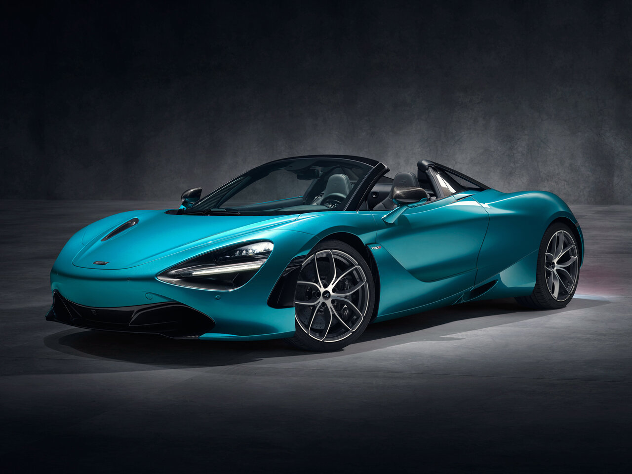 Фото McLaren 720S I