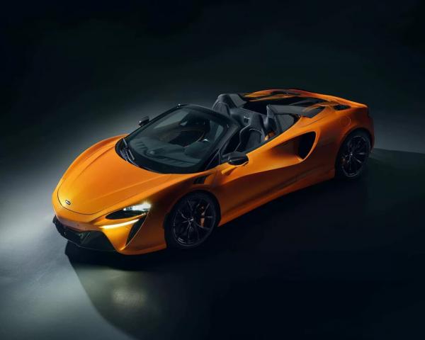 Фото McLaren Artura I Родстер Spider