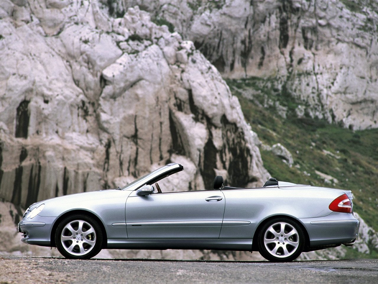 Фото Mercedes-Benz CLK-класс II (W209)