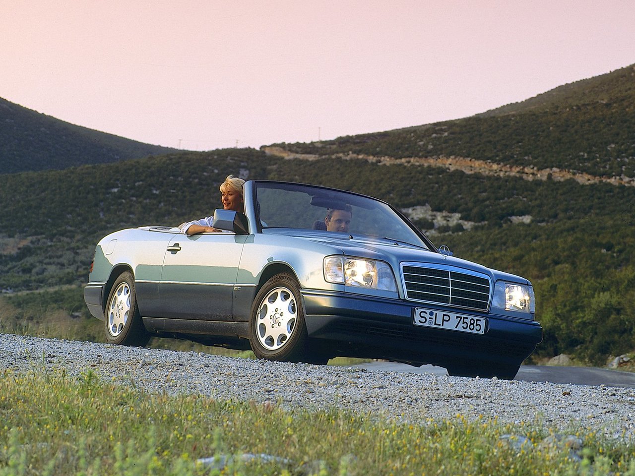 Фото Mercedes-Benz E-класс I (W124)