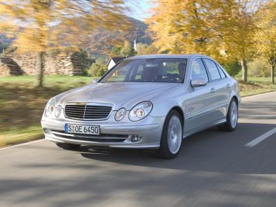 Фото Mercedes-Benz E-класс III (W211, S211) Седан