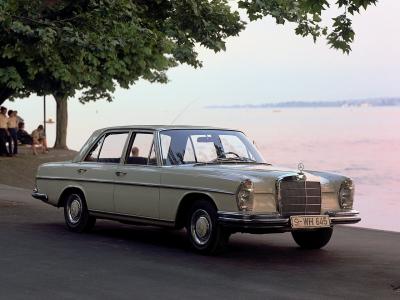 Фото Mercedes-Benz W108 I Седан