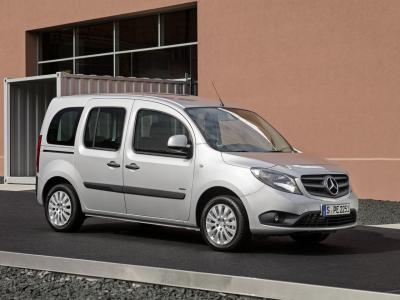 Фото Mercedes-Benz Citan I (W415) Компактвэн