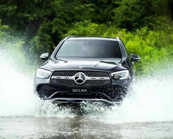 Фото Mercedes-Benz GLC I (X253) Рестайлинг Внедорожник 5 дв. L