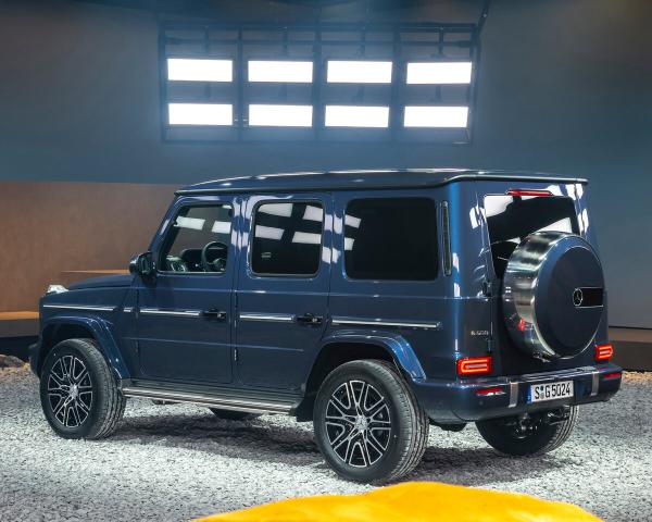 Фото Mercedes-Benz G-класс III (W465) Рестайлинг Внедорожник 5 дв.