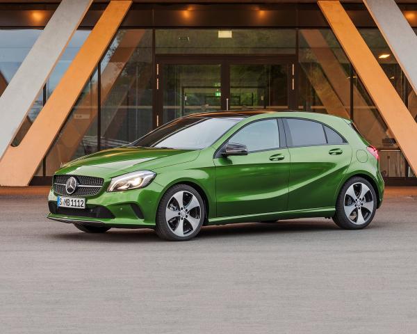 Фото Mercedes-Benz A-класс III (W176) Рестайлинг Хэтчбек 5 дв.