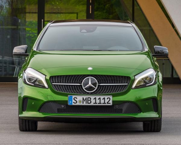 Фото Mercedes-Benz A-класс III (W176) Рестайлинг Хэтчбек 5 дв.