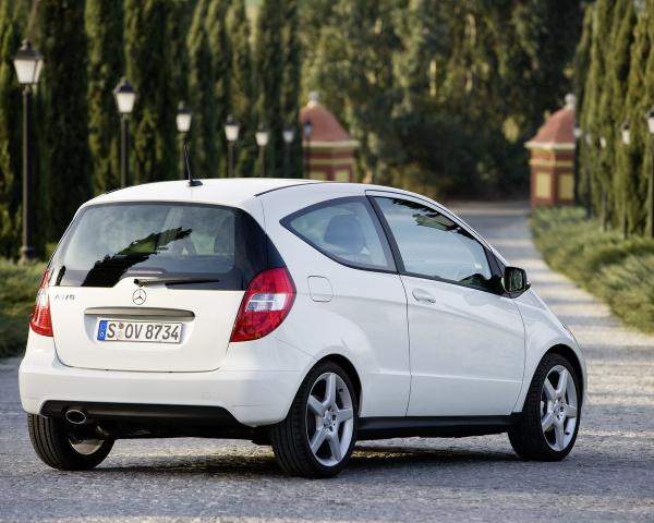 Фото Mercedes-Benz A-класс II (W169) Рестайлинг Хэтчбек 3 дв.