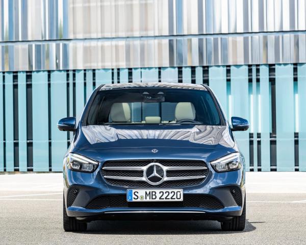 Фото Mercedes-Benz B-класс III (W247) Хэтчбек 5 дв.