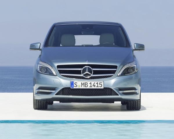 Фото Mercedes-Benz B-класс II (W246) Хэтчбек 5 дв.