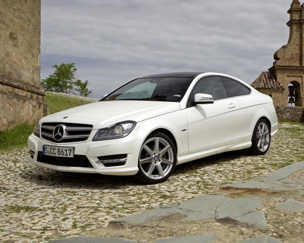 Фото Mercedes-Benz C-класс III (W204) Рестайлинг Купе