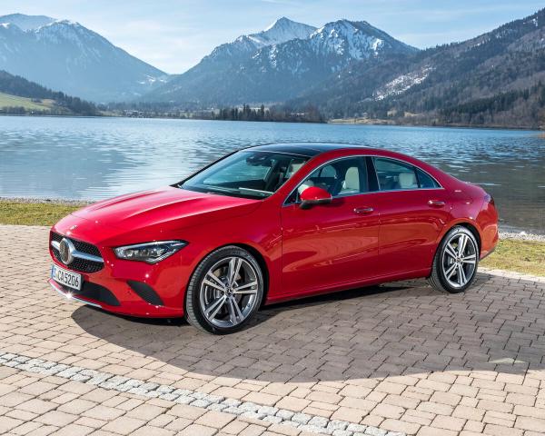 Фото Mercedes-Benz CLA II (C118, X118) Седан