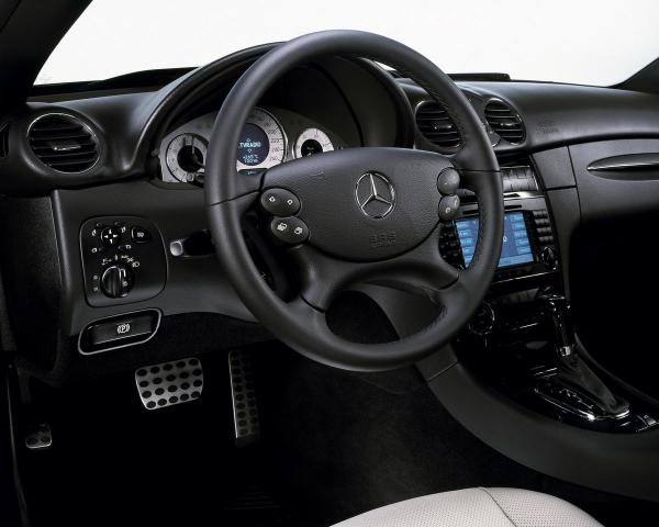 Фото Mercedes-Benz CLK-класс II (W209) Рестайлинг Кабриолет