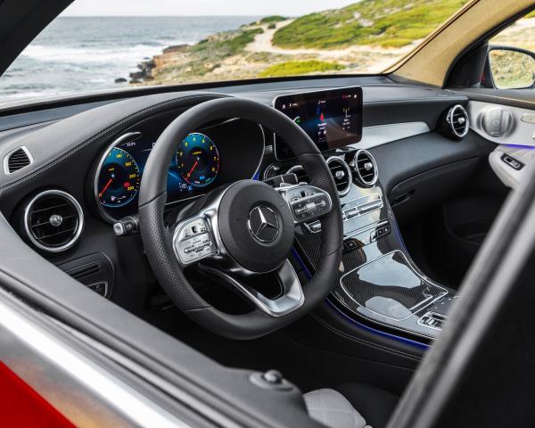 Фото Mercedes-Benz GLC Coupe I (C253) Рестайлинг Внедорожник 5 дв.