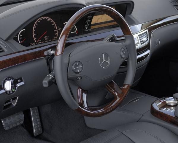 Фото Mercedes-Benz S-класс AMG II (W221) Седан