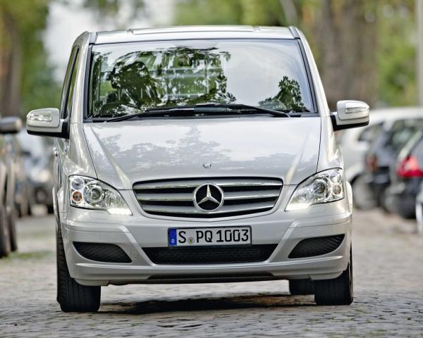 Фото Mercedes-Benz Viano I (W639) Рестайлинг Минивэн Long