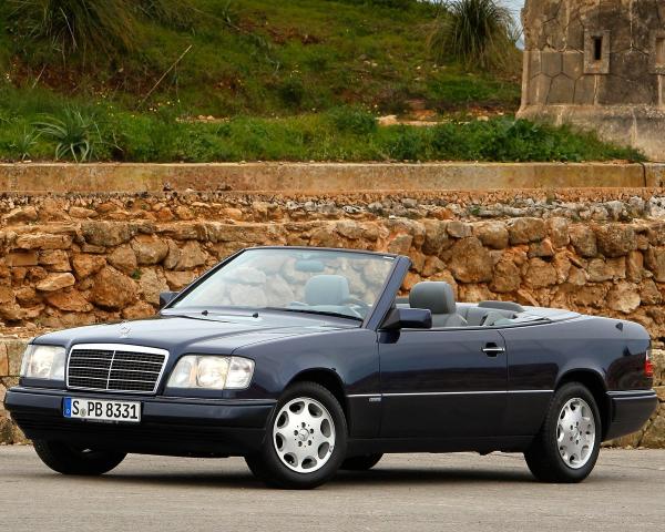 Фото Mercedes-Benz E-класс AMG I (W124) Кабриолет