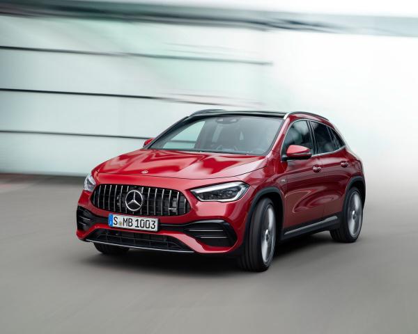 Фото Mercedes-Benz GLA AMG II (H247) Внедорожник 5 дв.