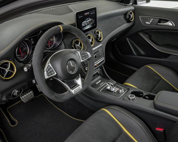 Фото Mercedes-Benz GLA AMG I (X156) Рестайлинг Внедорожник 5 дв.