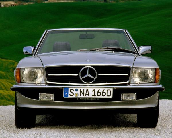 Фото Mercedes-Benz SL-класс III (R107) Родстер