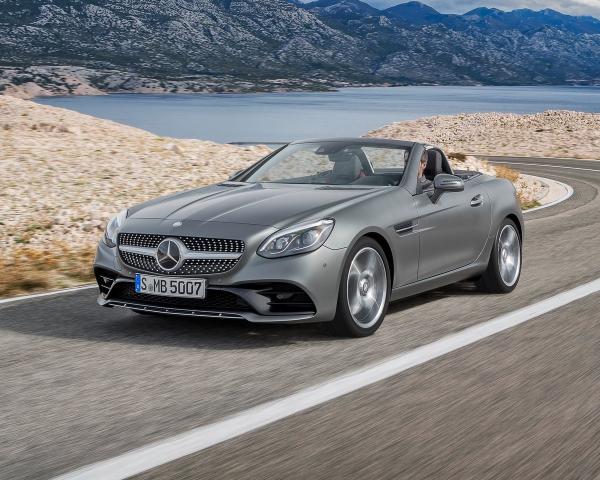 Фото Mercedes-Benz SLC I (R172) Родстер