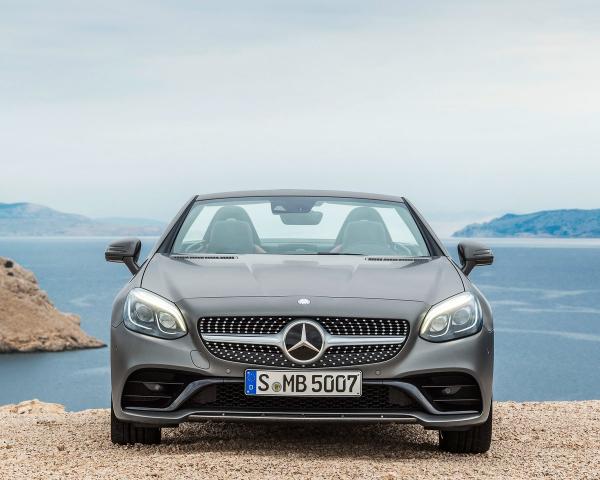 Фото Mercedes-Benz SLC I (R172) Родстер